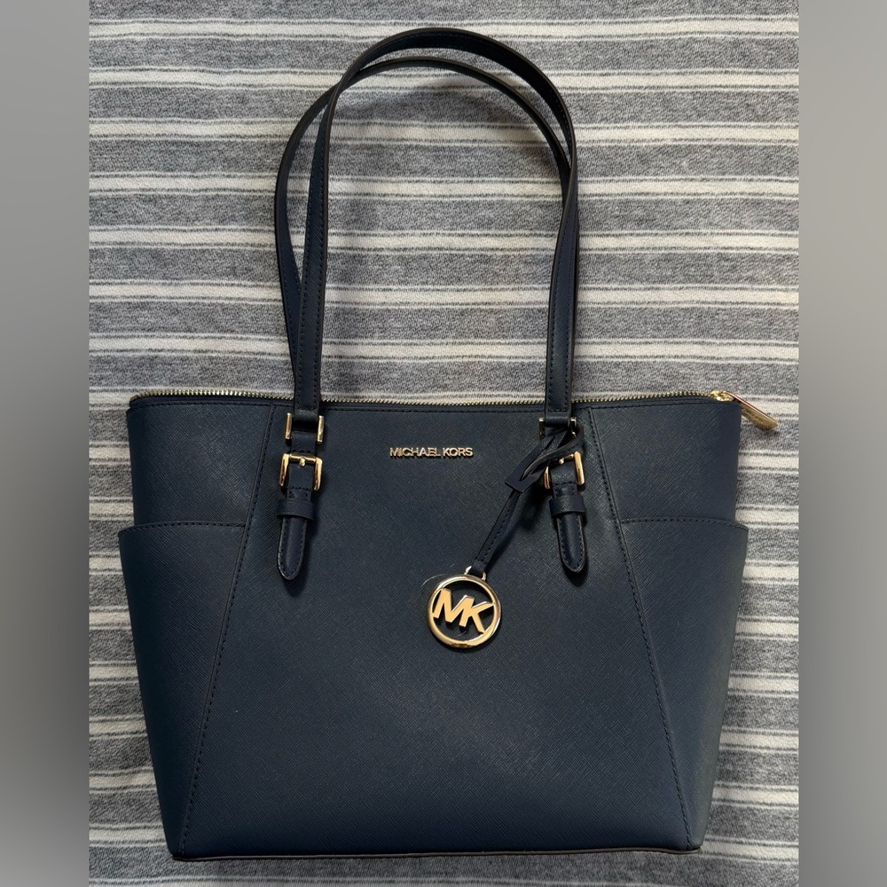 Michael kors leather tote